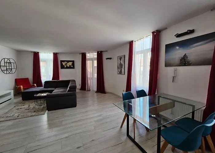 Appartement Grand Cosy Et Lumineux *